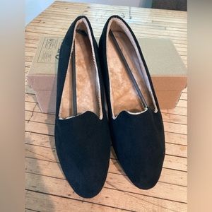 Black women flats. Never worn. Fits 8.5 to 9.